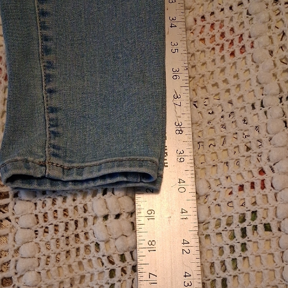 Refuge Distressed Light Blue Skinny Jeans – Size 7 💎🔥 - Picture 5 of 10